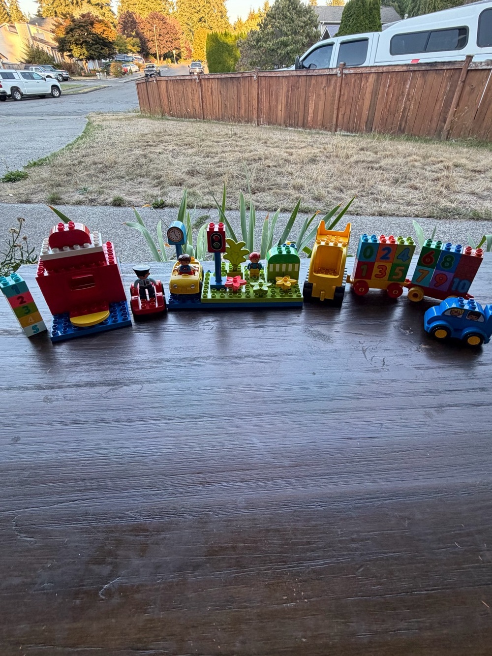 Lego Duplo a few Sets with a lot of extras